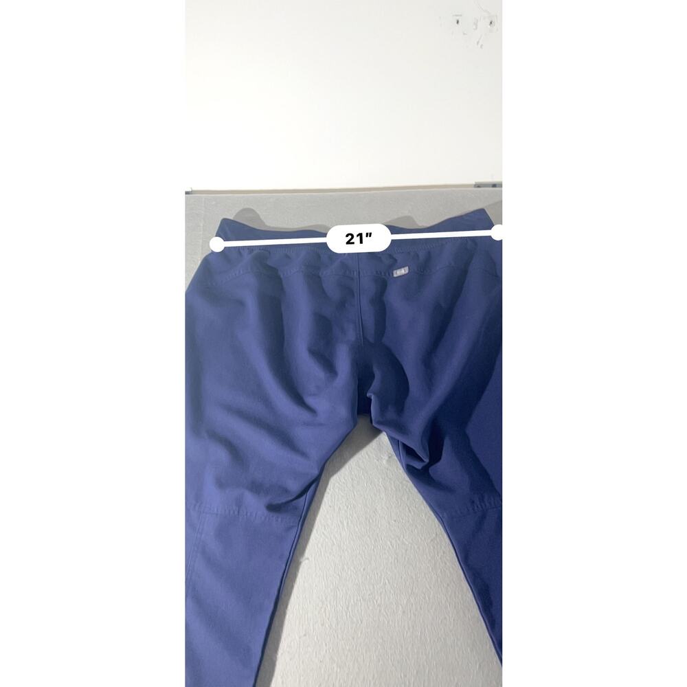 FIGS Women’s Navy Cargo Scrub Pants Size XXL Petite - Picture 8 of 13